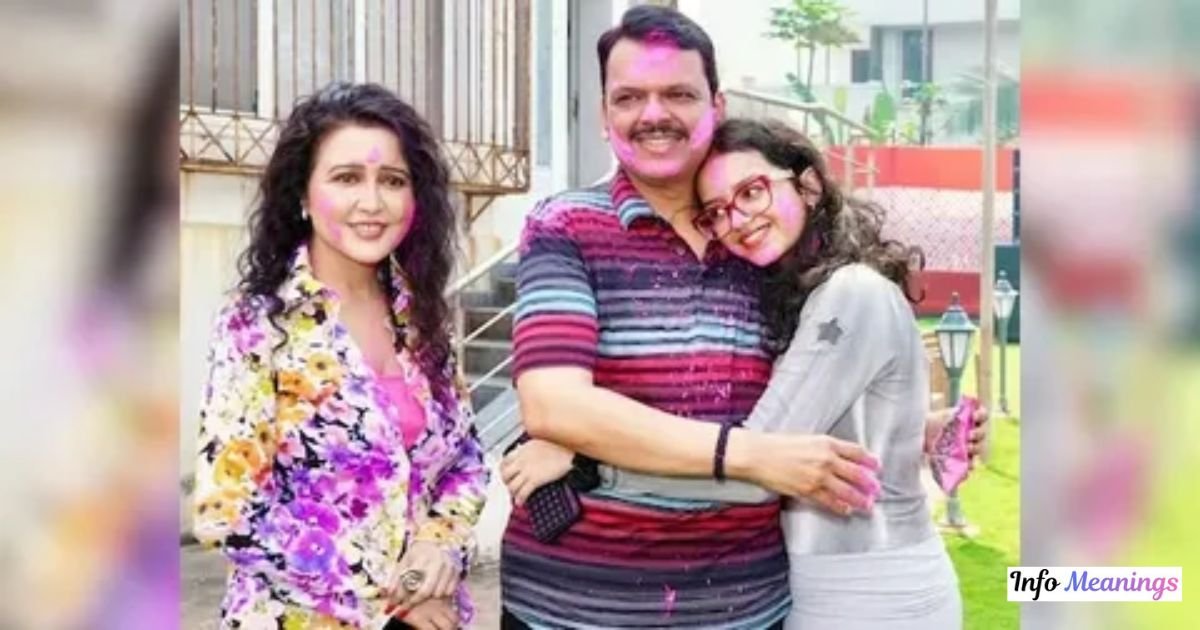 Divija Fadnavis Age